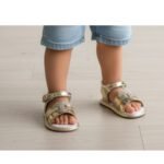 Sandália RN infantil menina coração Molekinha 2900.554 - Imagem 4