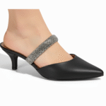 Scarpin Mule Vizzano Bico Fino Tira Strass Brilho 1122.886 - Imagem 2